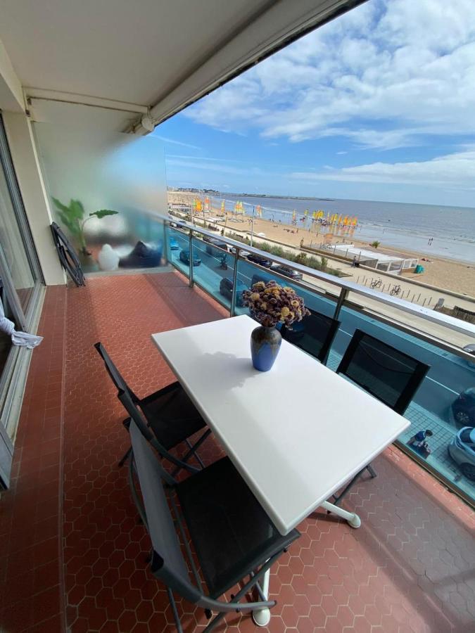 Spacious Bright Nest With Balcony Facing The Sea Pornichet Bagian luar foto