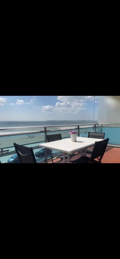 Spacious Bright Nest With Balcony Facing The Sea Pornichet Bagian luar foto